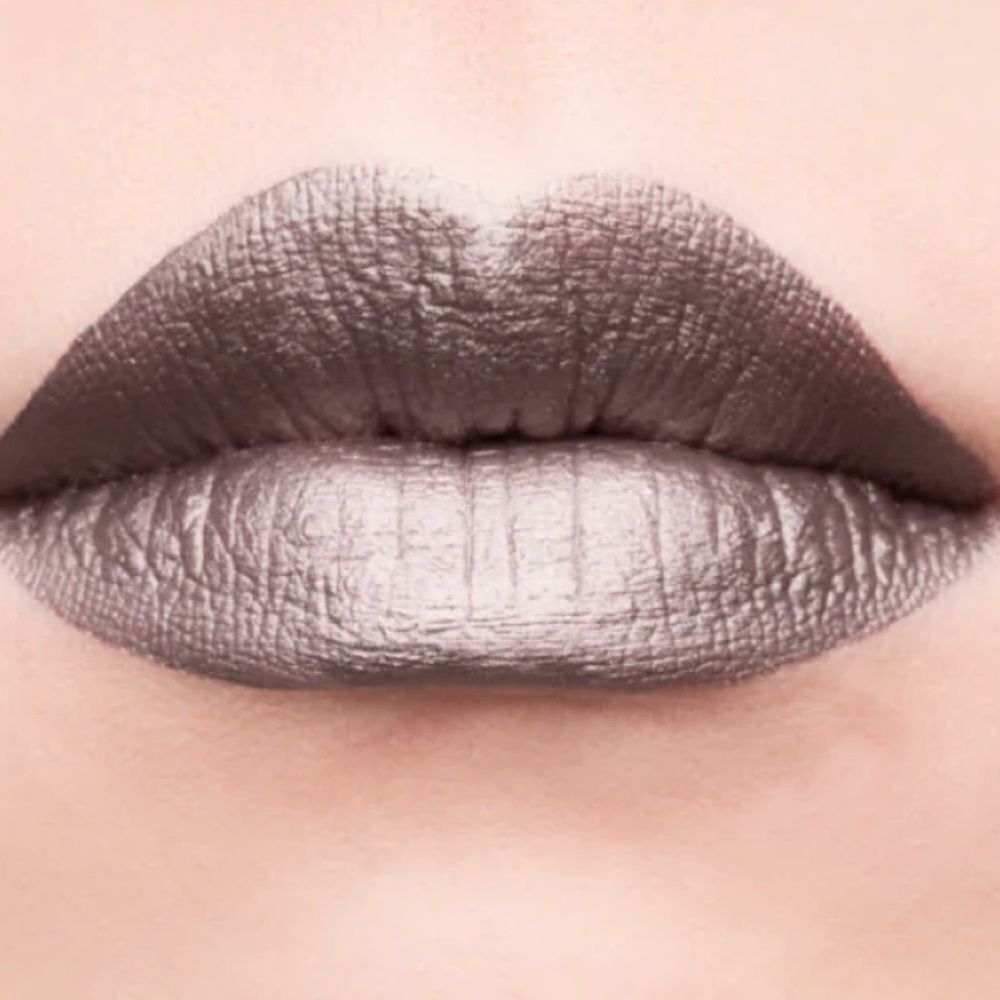 New in Box Jeffree Star Velour Liquid Lip- Color in Restraints metallic gunmetal
